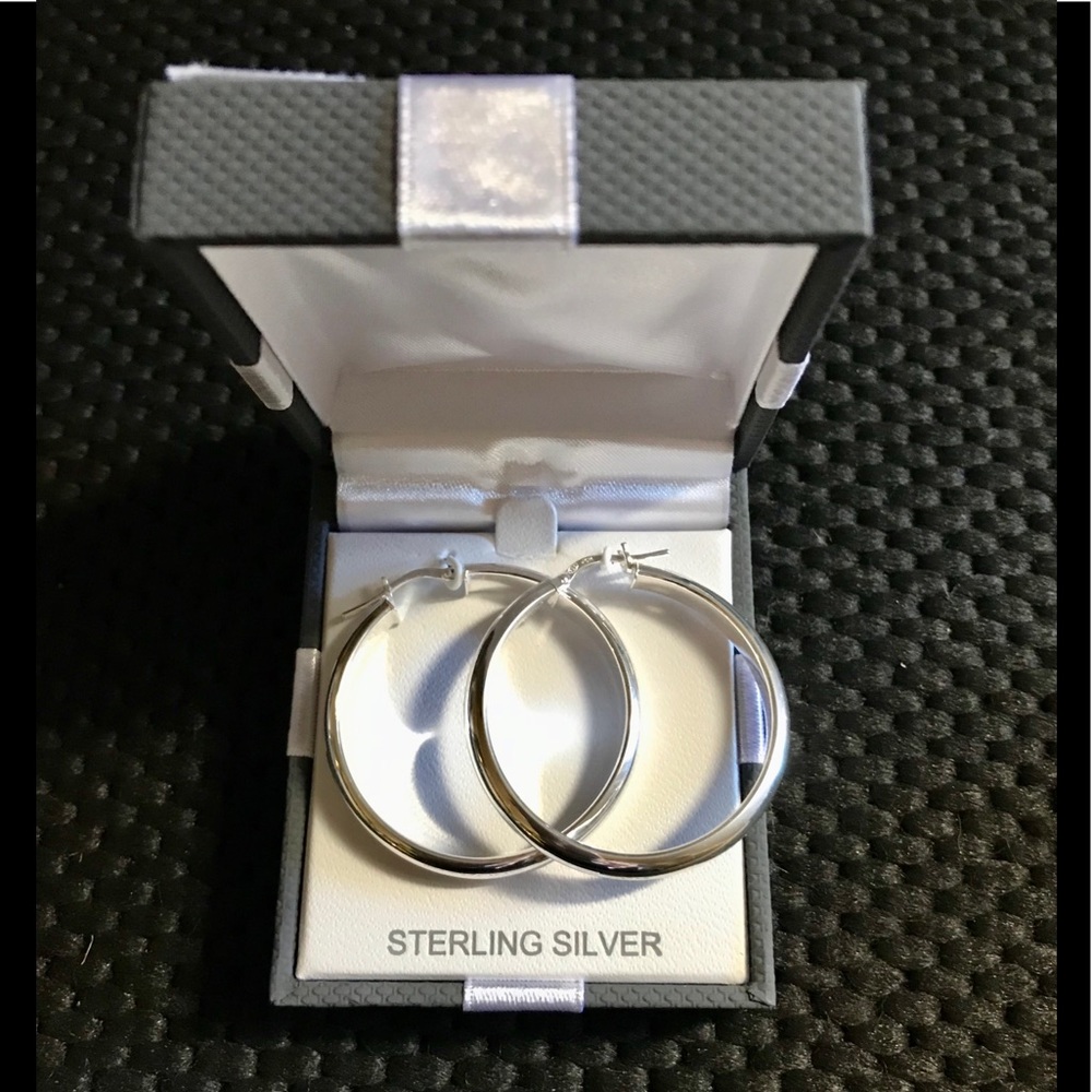 💫BNWB Sterling Silver Hoop Earrings💫 - Picture 2 of 6